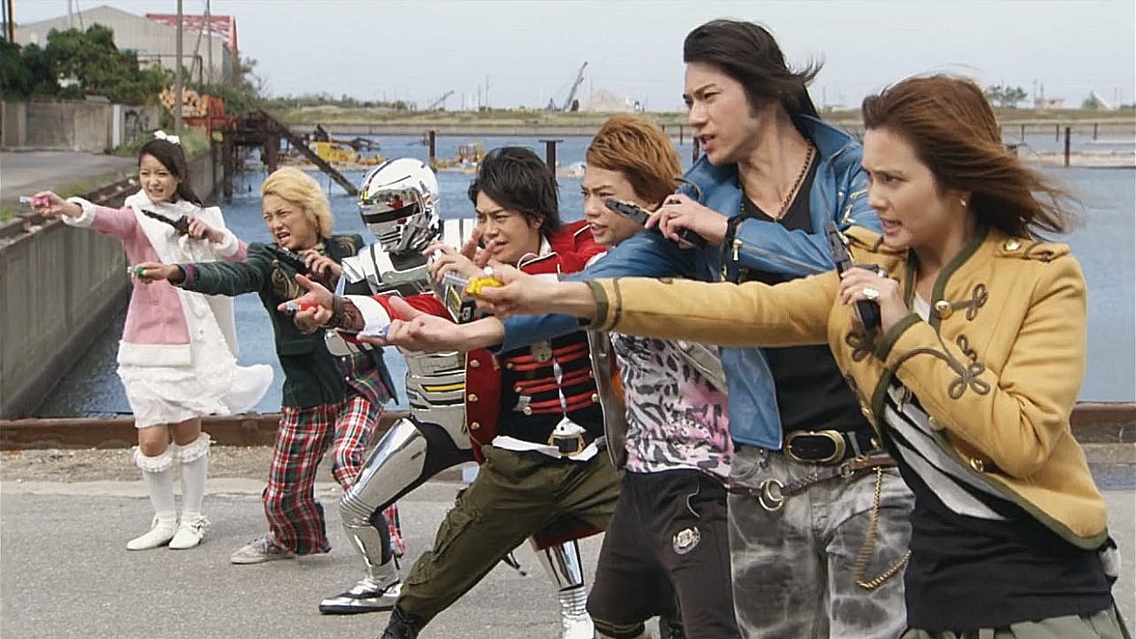 หนังดังต้องดู Kaizoku Sentai Gokaiger vs. Space Sheriff Gavan: The Movie ตีโจทย์ได้ตรง